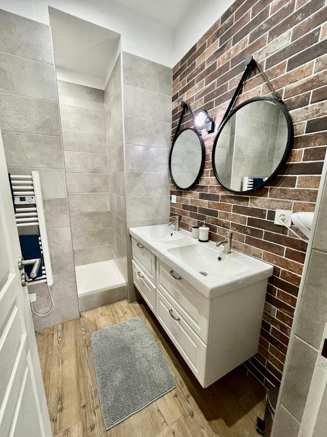 Comedie St-roch - T2 - Hypercentre Gare - Clim & Netflix Apartment Montpellier